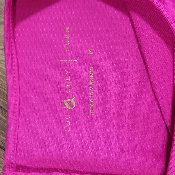 LOU & GREY Pink Performance Side Key Pocket, Zippered Back Long Sleeve Top - Picture 2 of 14